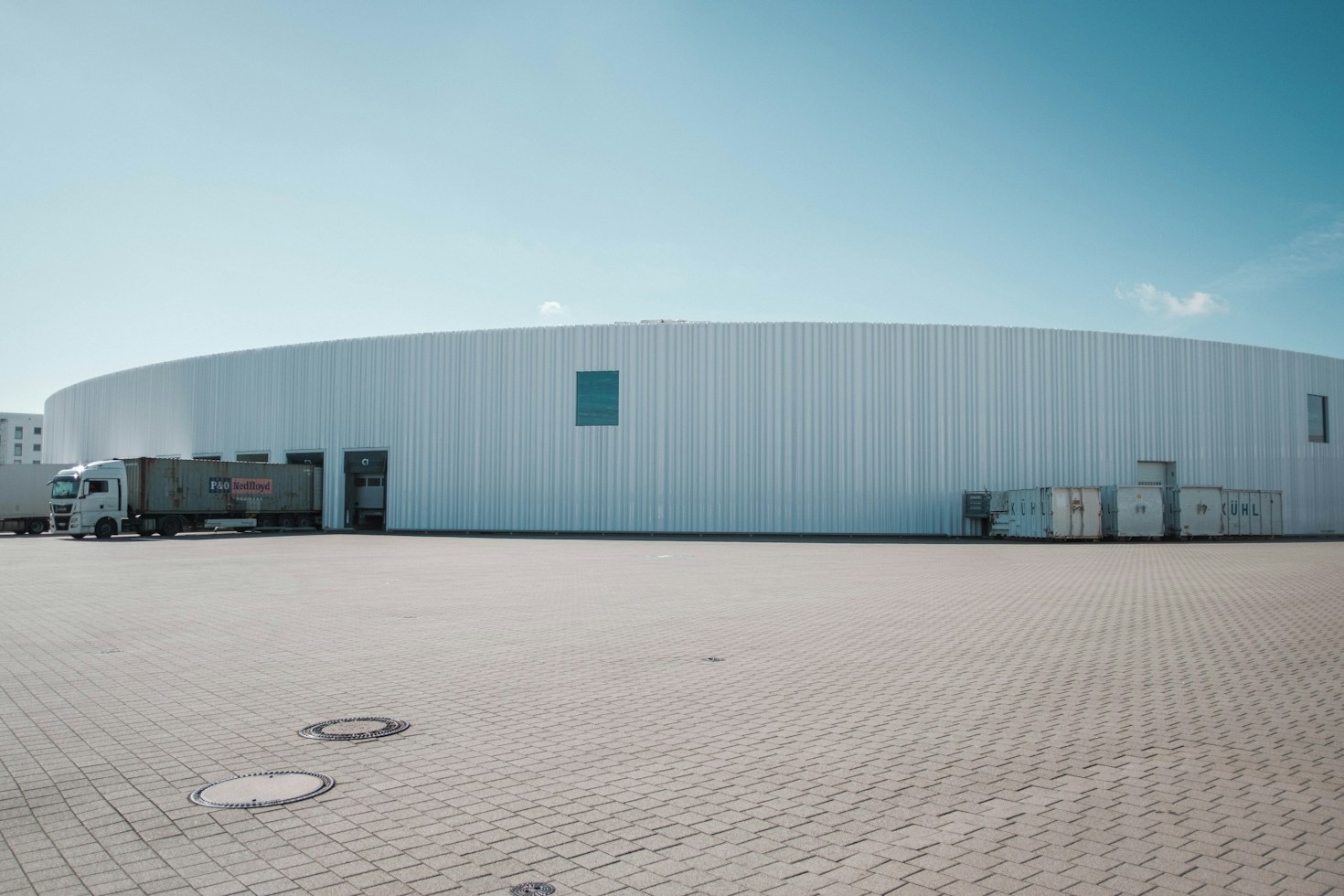 Polyurethane versus Cast Iron: Choosing the Best Industrial Wheel