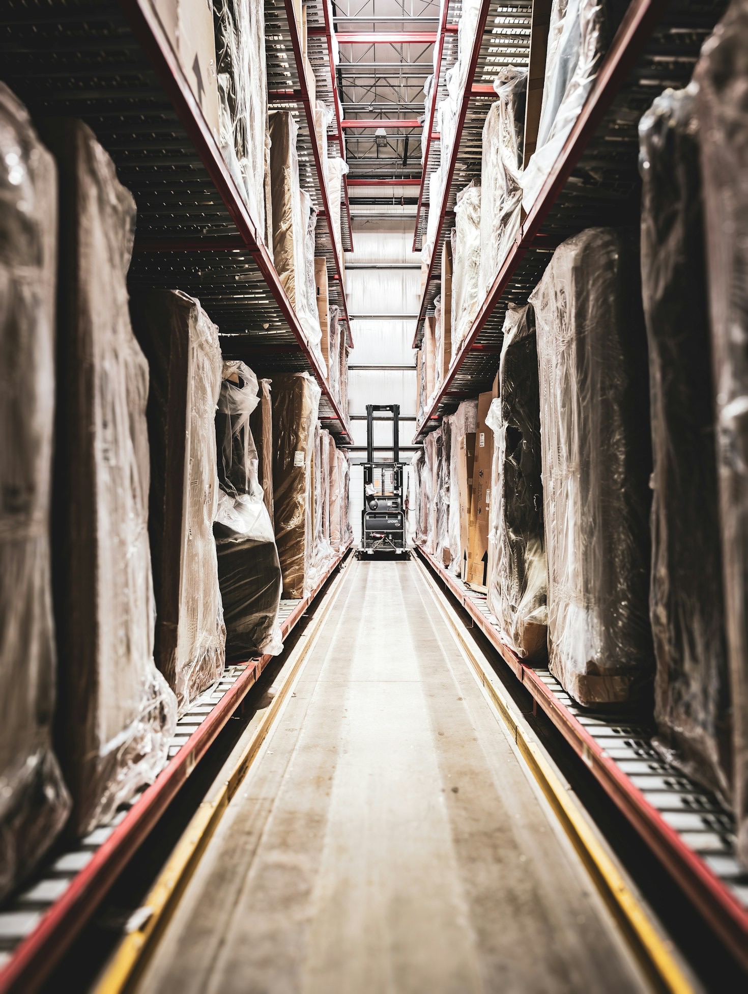 Streamlining Global Logistics: A Guide for International Importers